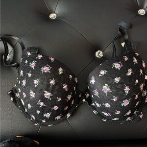 Victoria's Secret Black Floral Bra
